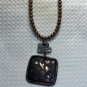 Classic Silpada shell and pearl necklace